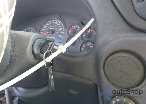 2005 Chevrolet Trailblazer Ls from USA, damaged, VIN 1GNDS13S752141584